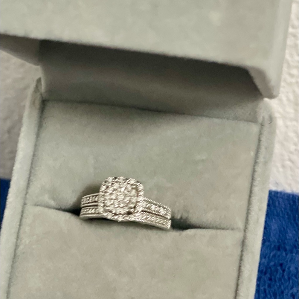 Imperial 1/3Ct Diamond Sterling Silver Cushion Cut Cluster Halo Bridal Set Sz 7